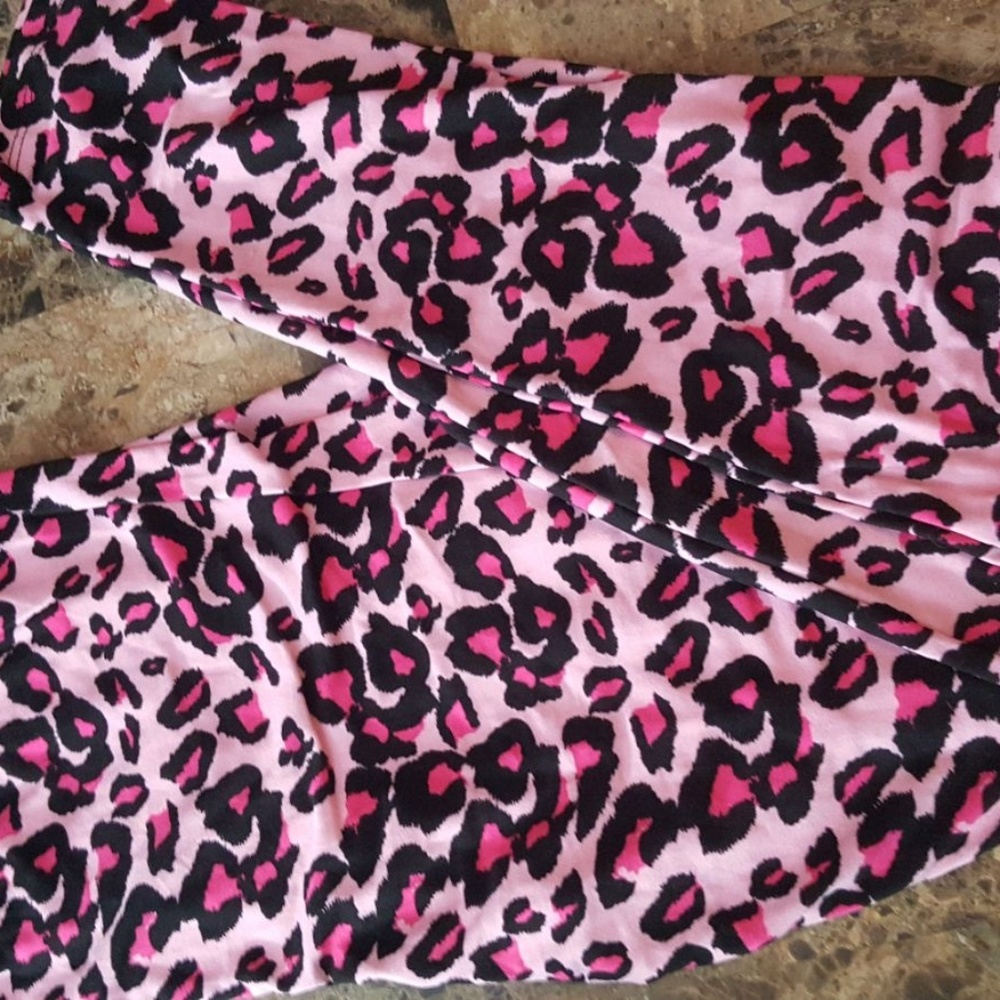 💕PINK LEOPARD LEGGINGS💕